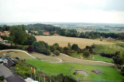 Floreal Le Panoramique Mont-Saint-Aubert Екстер'єр фото